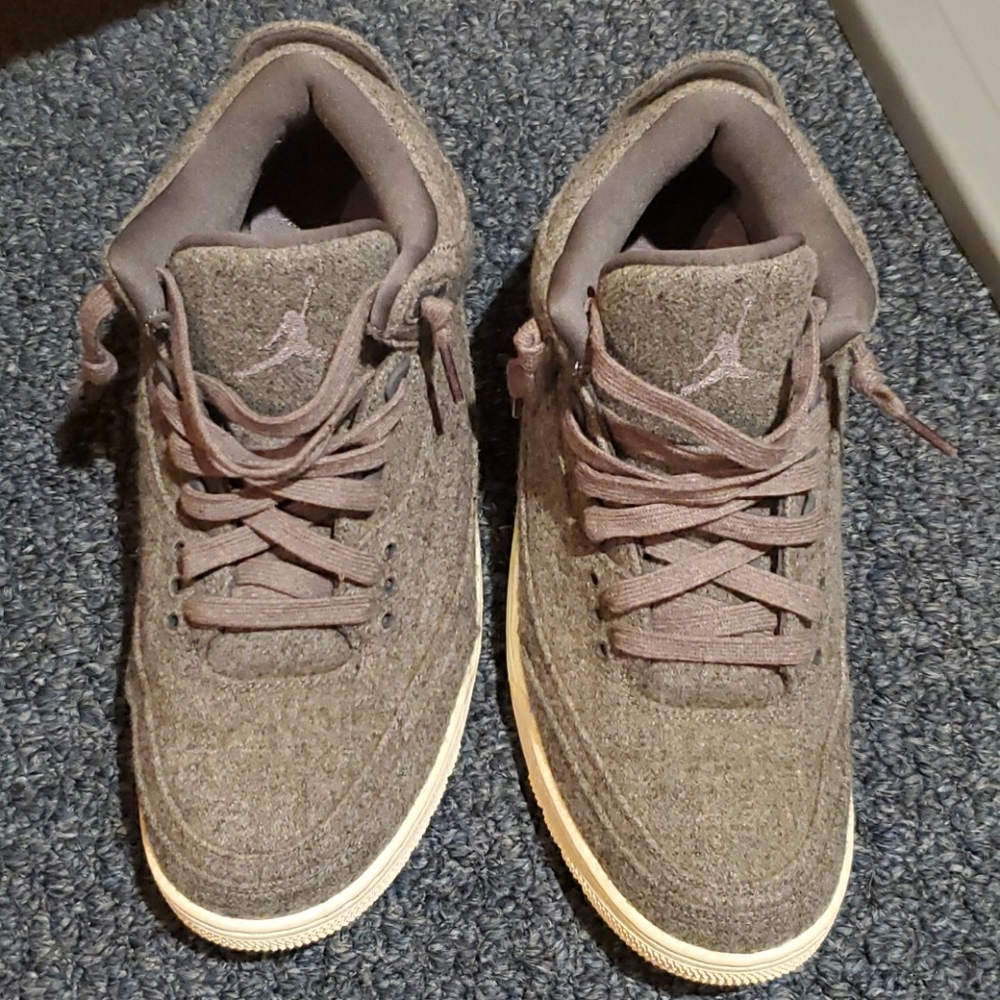 Jordan wool 3's